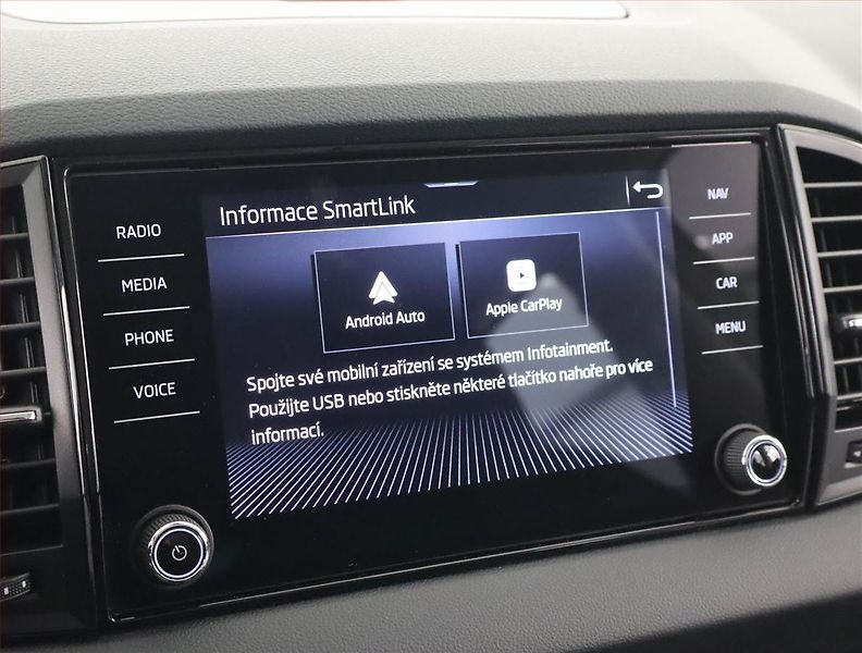 Škoda Karoq (2024) Fresh 1.5 TSI - fotka 23 z 24