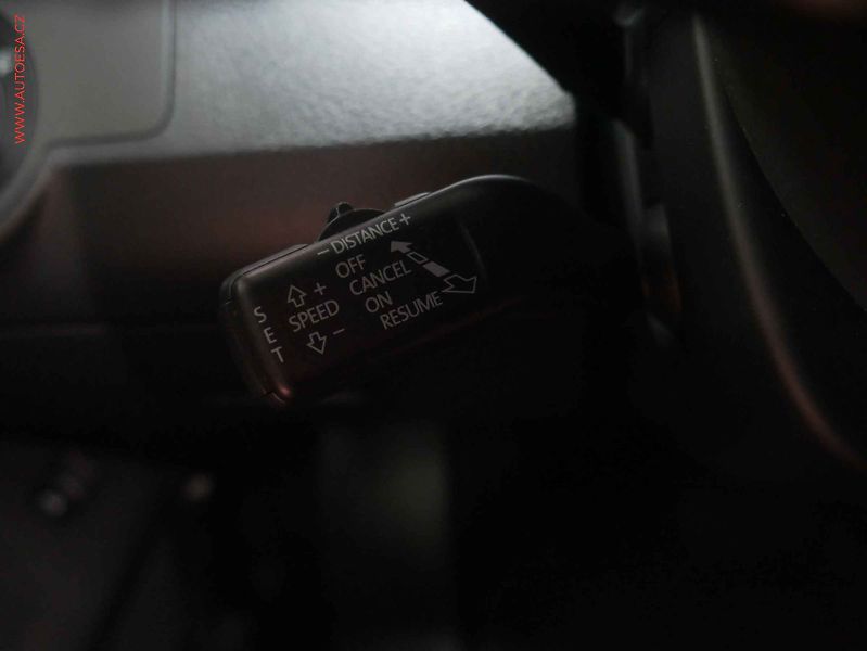 Volkswagen Passat (2012) 3.6 FSi 4x4, ČR, DSG, bixen - fotka 12 z 20