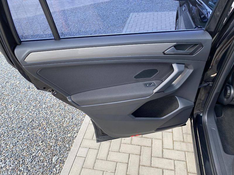 Volkswagen Tiguan Allspace 1.4 TSI 110kW - ALLSPACE - LED - fotka 31 z 50