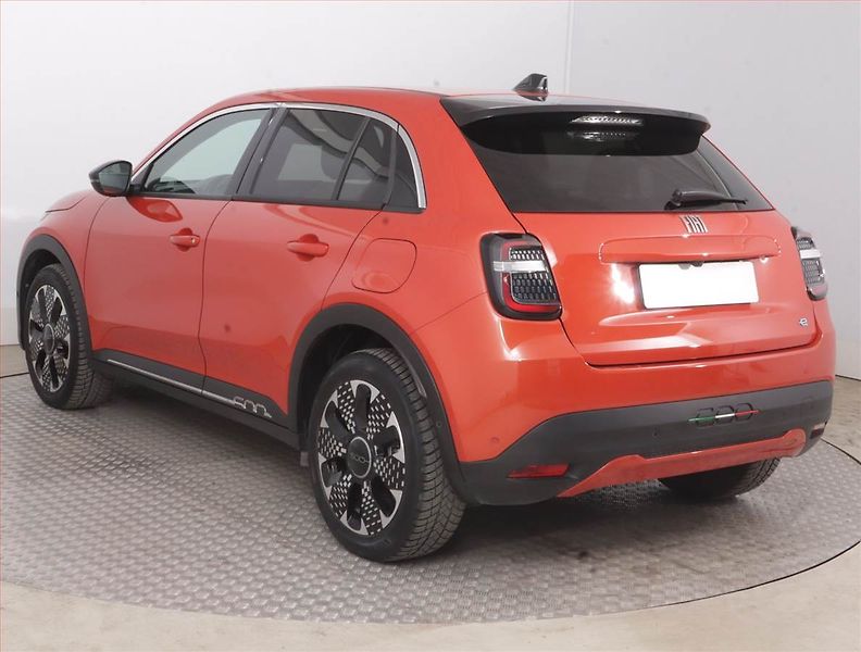 Fiat 600 (2023) 54 kWh - fotka 4 z 20