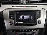 Volkswagen Passat (2017) 2.0 TDI, Automat, Navi - náhled 18