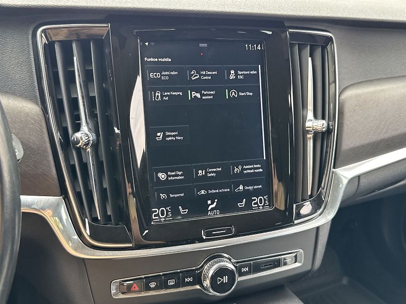 Volvo V90 (2019) 2.0 TDI 4x4 Automat CROSS COUN - fotka 21 z 31