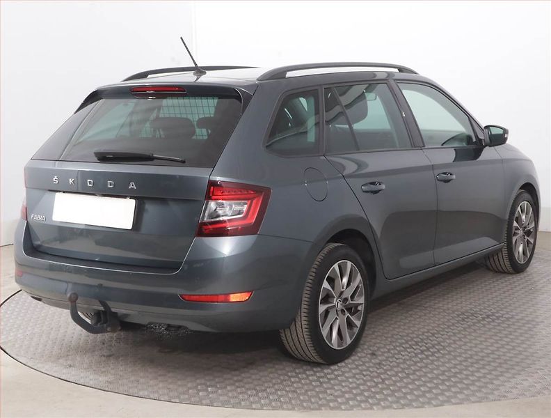 Škoda Fabia (2021) Ambition 1.0 TSI, Automat - fotka 5 z 15