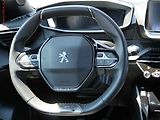 Peugeot 2008 (2021) 1.2T, 1.maj,ČR, GT - náhled 11