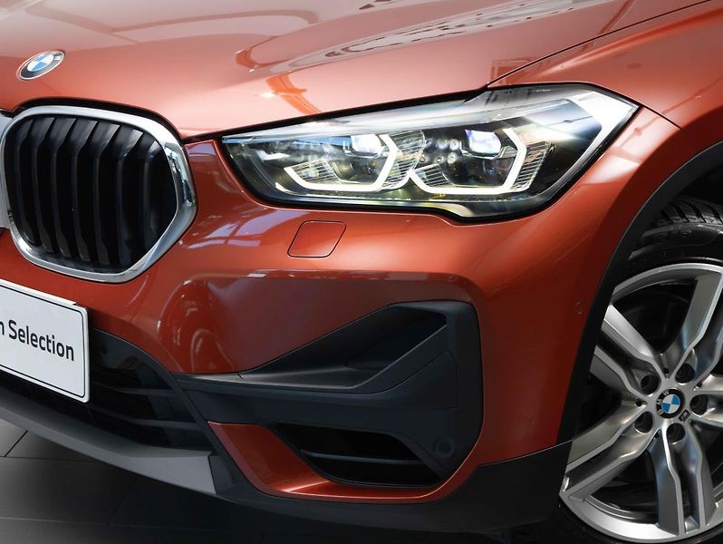 BMW X1 xDrive20i - fotka 7 z 22