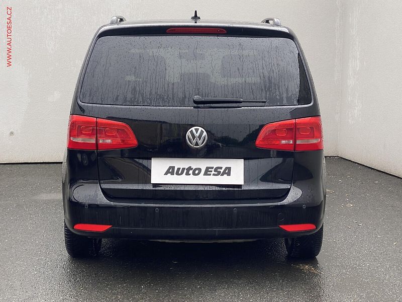 Volkswagen Touran (2013) 1.2 TSi, Match, navi, TZ, - fotka 5 z 17