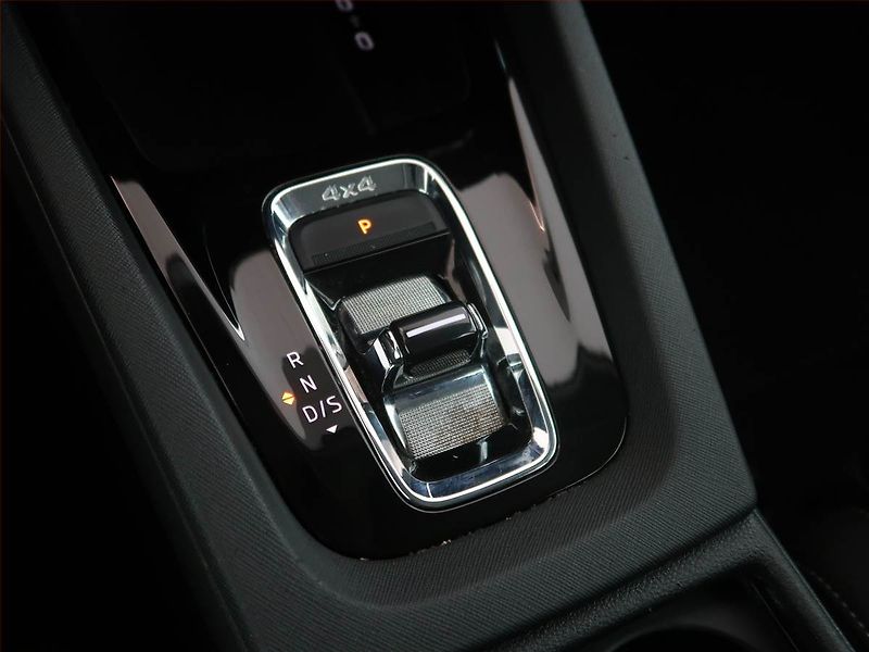Škoda Octavia (2023) Style 2.0 TSI, 4X4, Automat - fotka 13 z 22