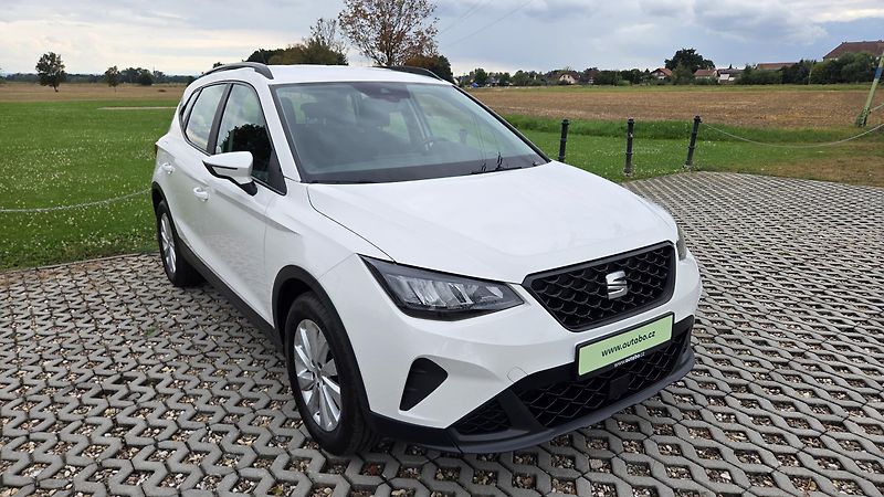 Seat Arona (2022) 1.0 TSI 70 kW Style CZ DPH - fotka 3 z 29