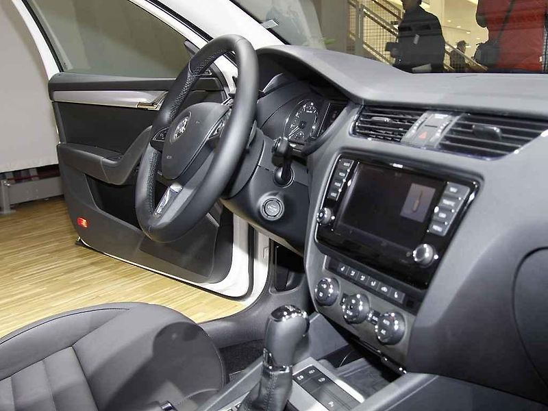 Společnost Škoda Auto představila 11. prosince v Mladé Boleslavi třetí generaci stěžejního modelu Octavia. Vyrábět se má v příštím roce a světovou premiéru si odbude na začátku března na autosalonu v Ženevě.