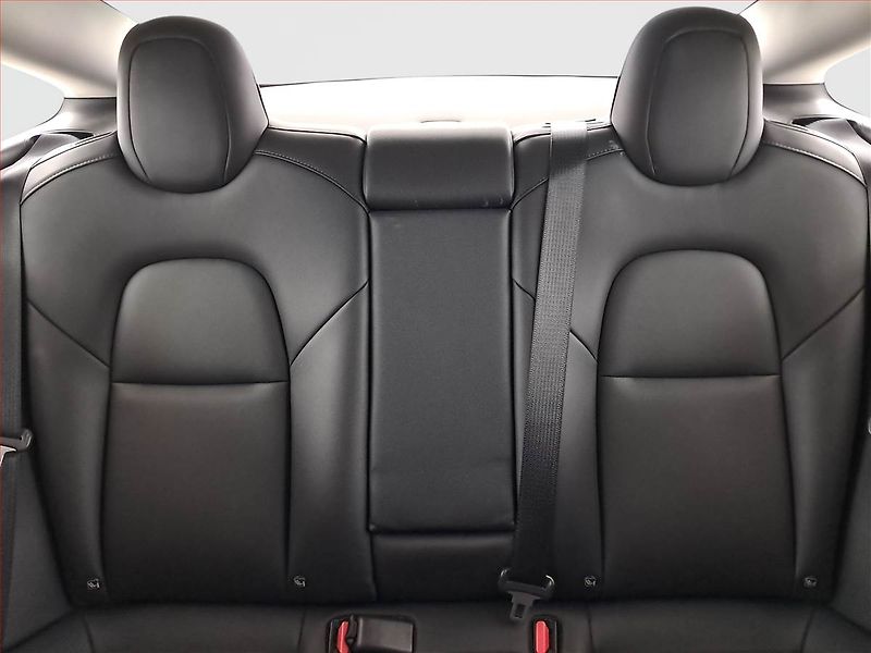 Tesla Model 3 (2022) Standard Range LFP, SoH 94% - fotka 10 z 22