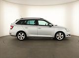 Škoda Fabia (2022) 1.0 TSI, Automat, Tempomat - náhled 6