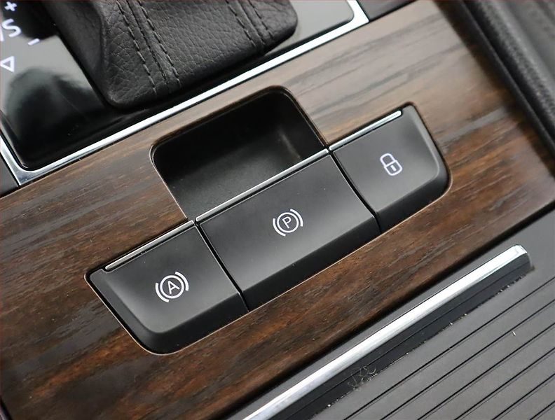 Škoda Superb (2020) Scout 2.0 TSI, ČR, NAVI - fotka 22 z 23