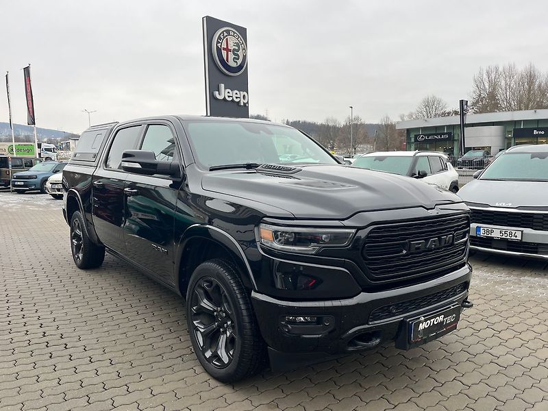 RAM 1500 5.7 V8 395 HP Crew Cab Limited - fotka 2 z 10