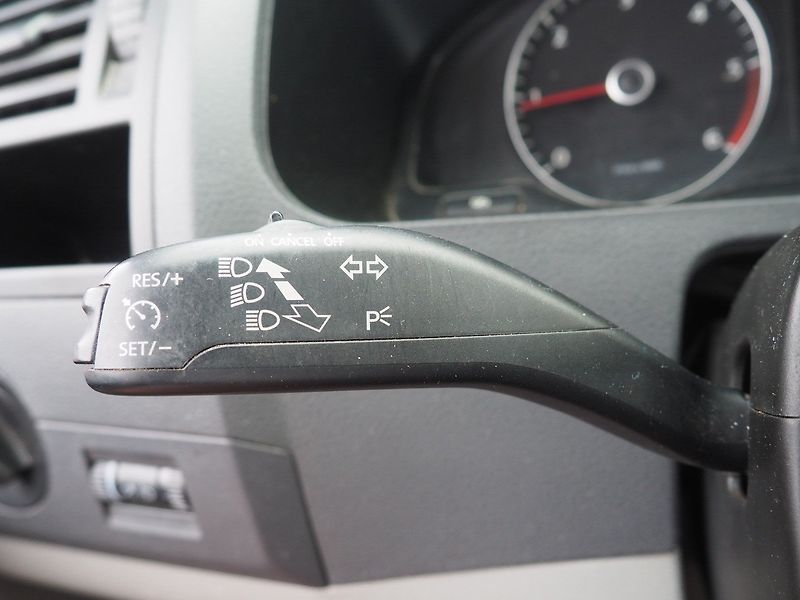Volkswagen Transporter (2011) 2.0 TDI, 132 kW, Obytné - fotka 23 z 30