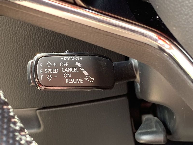 Škoda Superb (2022) Combi 2.0 TDI DSG Sportline - fotka 23 z 35