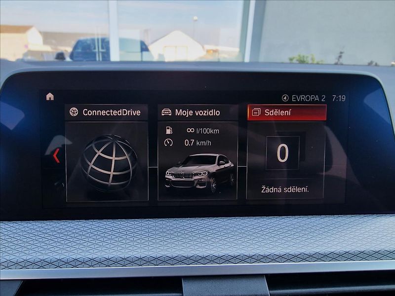 BMW X4 30d Xdrive M Sport, ČR,1.Maj. - fotka 25 z 50