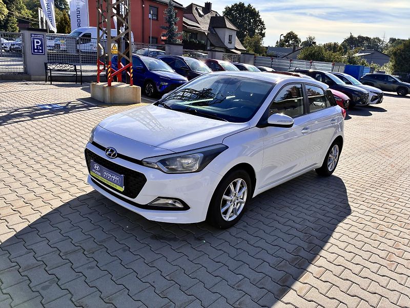 Hyundai i20 -55kW KLIMA,4x KOLA NA ZIMU - fotka 3 z 23