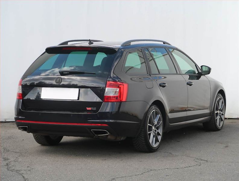 Škoda Octavia (2013) RS 2.0 TSI, Automat - fotka 5 z 23