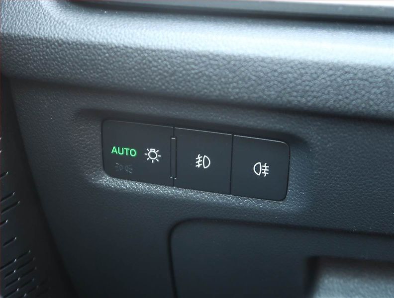 Škoda Octavia (2020) Ambition Plus 2.0 TDI - fotka 16 z 21