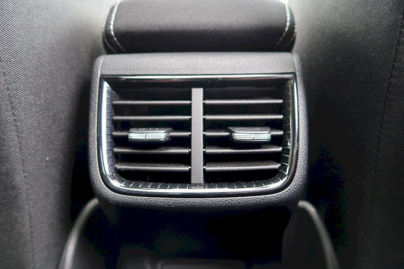 Škoda Fabia (2024) Monte Carlo 1,0 TSi / 85 kW - fotka 20 z 32