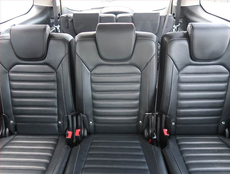 Ford Galaxy (2019) 2.0 EcoBlue, Automat, 7 míst - fotka 10 z 26