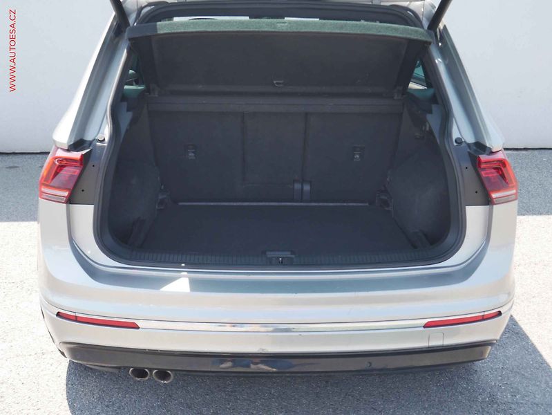 Volkswagen Tiguan (2019) 2.0TDi, 1.maj,ČR, R-Line - fotka 7 z 15