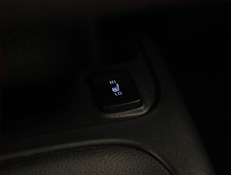 Toyota Corolla (2020) 1.6 Valvematic, Serv.kniha - fotka 12 z 17