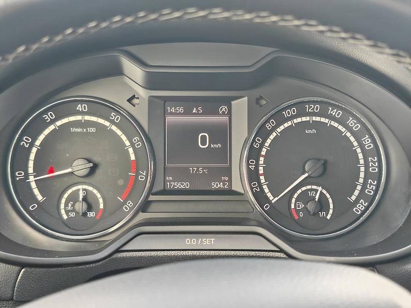 Škoda Octavia RS 6DSG 2,0TSI - fotka 12 z 26