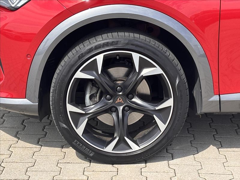 Cupra Formentor 1,5 TSI 110 kW DSG - fotka 10 z 34