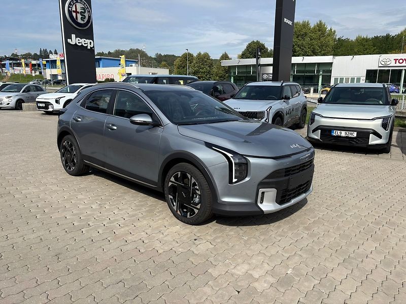 Kia Ceed (2026) 1,6 T-GDi GPF 7DCT TOP 110 KW - fotka 9 z 13