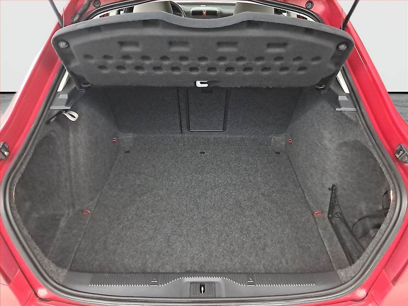 Škoda Octavia (2006) 1.6, po STK, zamluveno - fotka 14 z 17