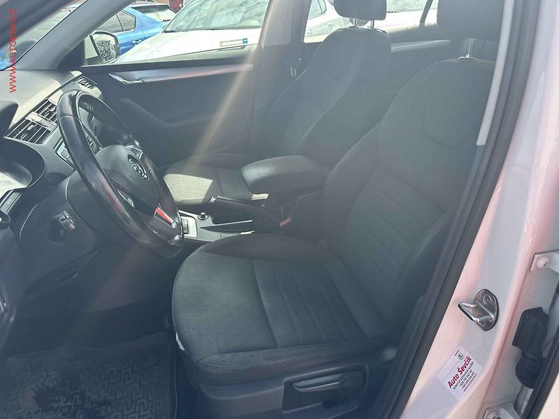 Škoda Octavia (2016) 2.0 TDi 4x4, ČR, Elegance - fotka 9 z 16