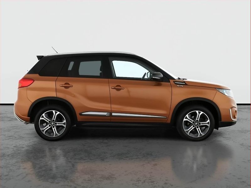 Suzuki Vitara (2016) Premium 1.6 DDiS, 4X4 - fotka 6 z 19
