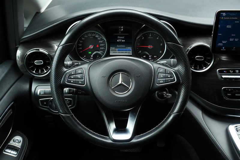 Mercedes-Benz Třídy V V250d XL 4Matic, ČR, 8 míst - fotka 11 z 32