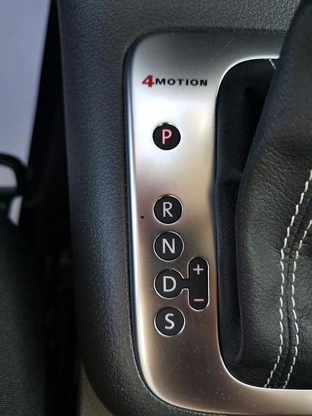 Volkswagen Tiguan (2015) 2,0TDI 130kW DSG ICUP 4x4 1MAJ - fotka 63 z 91