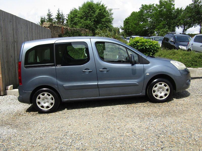 Citroën Berlingo (2009) 1.6 16V 66kW - fotka 3 z 37