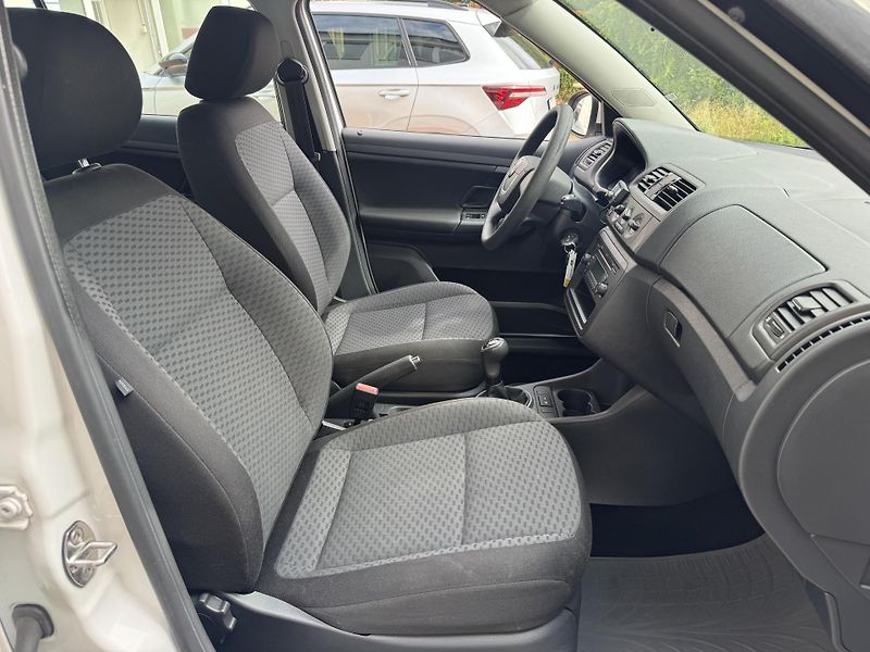 Škoda Fabia (2010) 1.2TSI - fotka 20 z 20