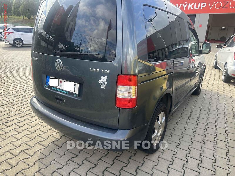 Volkswagen Caddy (2009) 1.9TDi 7míst, 2.maj, autoAC - fotka 2 z 3