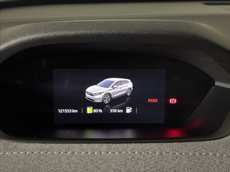 Škoda Enyaq 80 150kW LED Matrix Assist - fotka 22 z 45