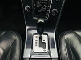 Volvo XC60 2.4D5 5V 4x4 AUT TAŽNÉ SERVISK - náhled 42