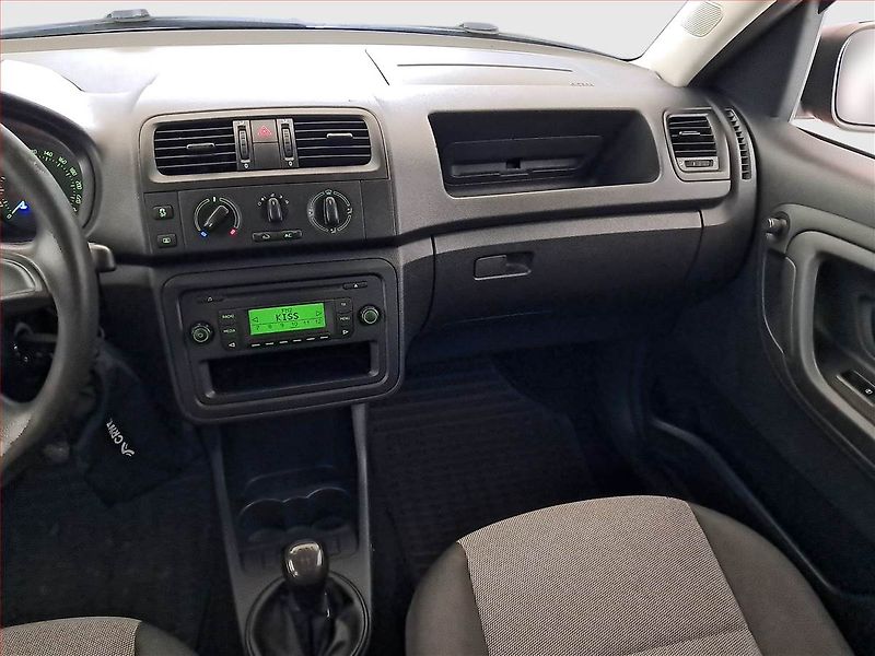 Škoda Roomster (2013) Ambition 1.4 16V, Serv.kniha - fotka 8 z 15