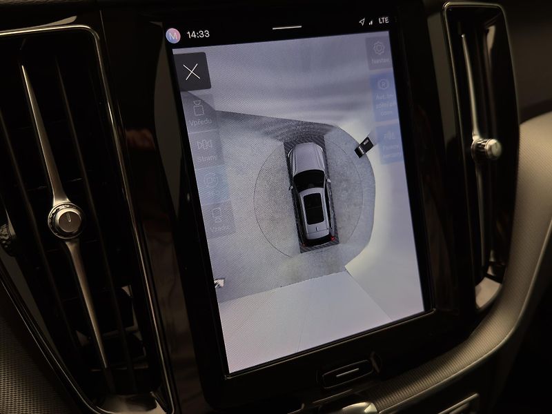 Volvo XC60 T6 AWD RECHARGE BRIGHT PLUS  - fotka 46 z 48