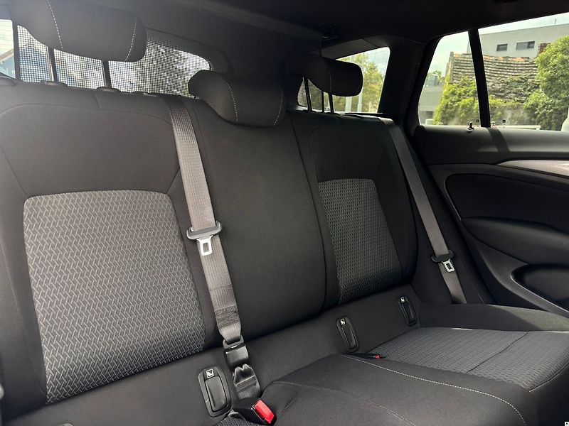 Opel Insignia 1.5CDTi/2021/ULTIM-AT9/ZÁRUKA2 - fotka 27 z 52