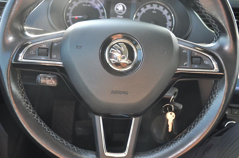 Škoda Octavia III 1.6TDi 85kW KOMBI  - fotka 12 z 24