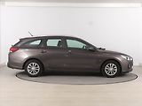 Hyundai i30 (2018) 1.6 CRDi, ČR,1.maj, Serv.kniha - náhled 6