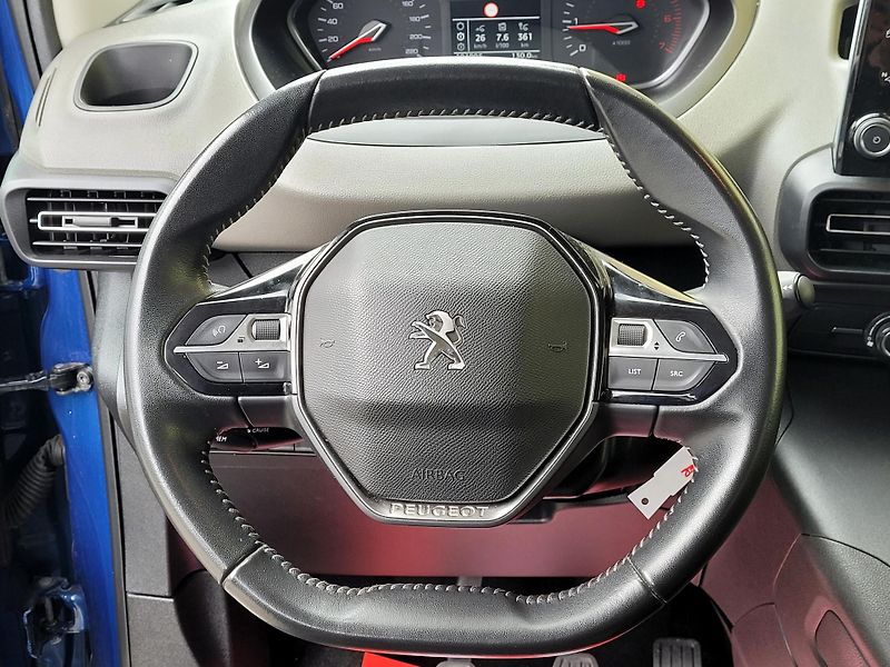 Peugeot Rifter 1,5 B-HDi 96kW,1.majitel,CZ - fotka 33 z 37