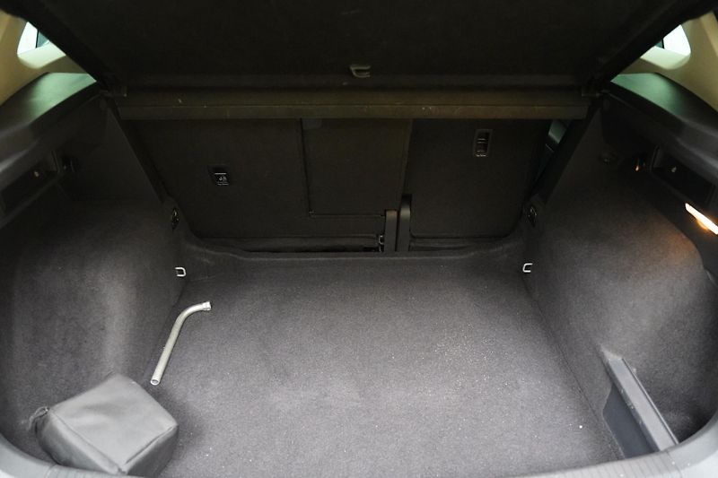 Volkswagen Tiguan - fotka 25 z 25