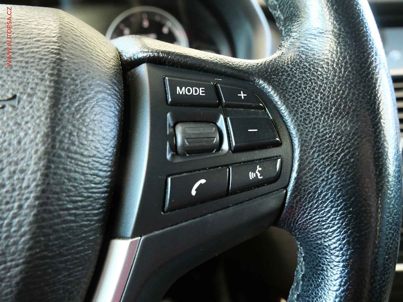 BMW X3 (2012) 3.0d xDrive 30d, ČR, AT - fotka 17 z 27