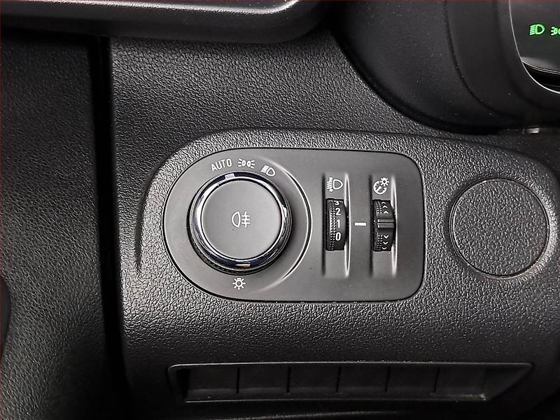 Opel Combo (2021) 1.5 CDTI, ČR, 1Maj, DPH - fotka 15 z 17