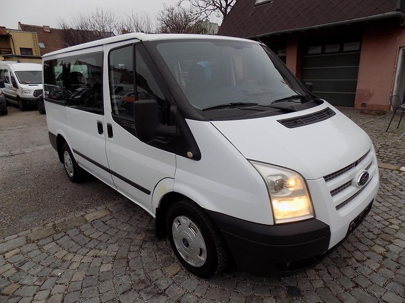 Ford Transit 2,2 TDCI SWB TREND AC 9 MÍST - fotka 5 z 43